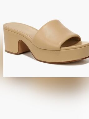 NWT Vince Beige Platform Sandals Size 8 Leather 70s Bohemian Business Casual